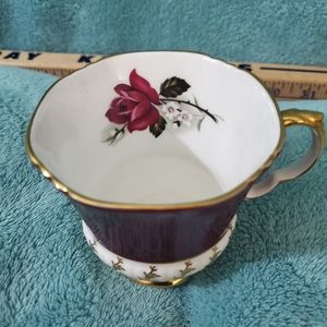 1 Vintage Royal Adderley Fine Bone China England Teacup